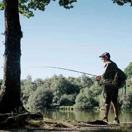 Κάμπινγκ Huttopia De Sillé-le-Guillaume