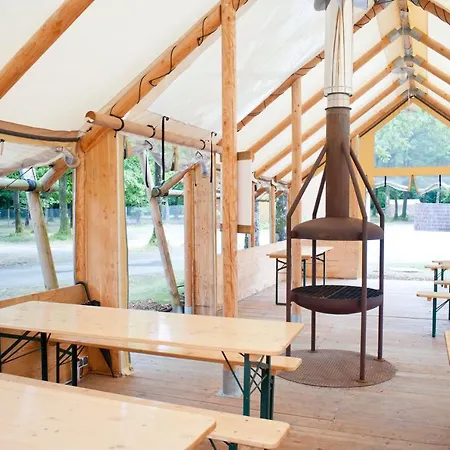 Huttopia De Sillé-le-Guillaume