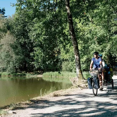Huttopia De Κάμπινγκ Sillé-le-Guillaume