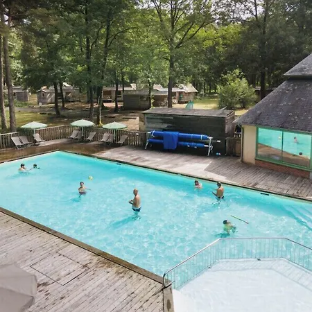 Camping Huttopia De Sillé-le-Guillaume