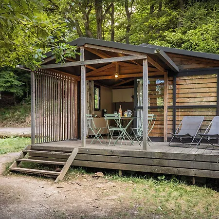 Campsite Huttopia De Sille-le-Guillaume