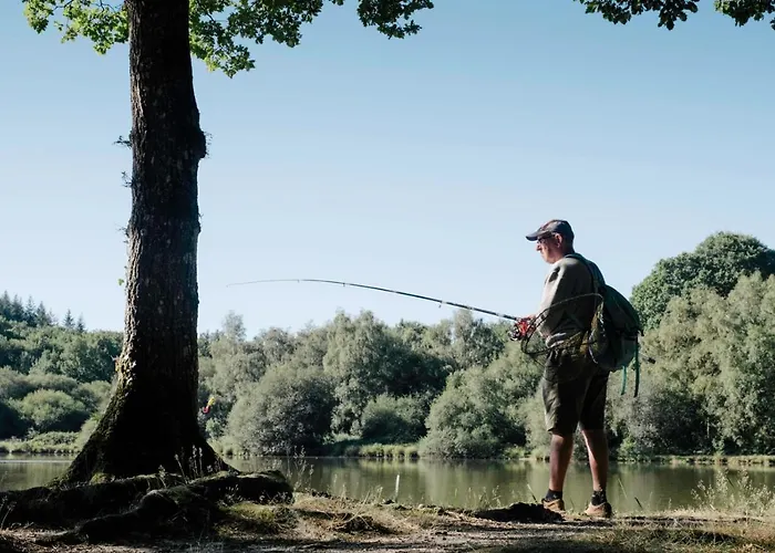 مكان تخييم Huttopia De Sillé-le-Guillaume