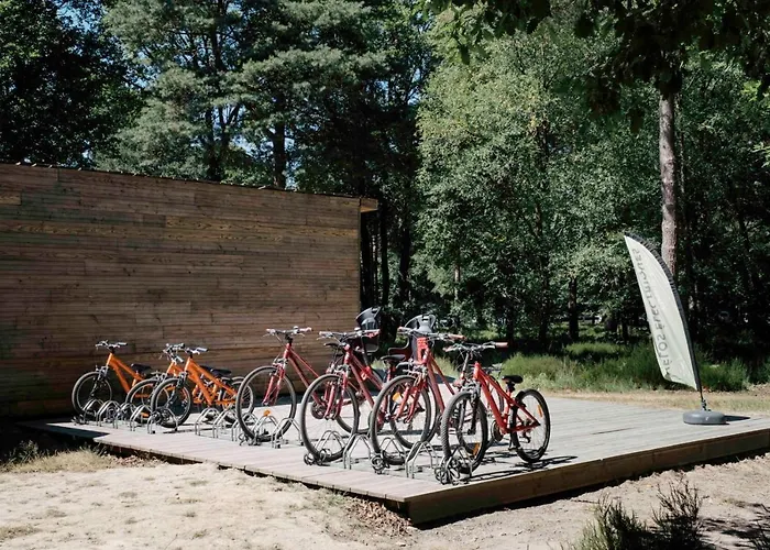 Huttopia De אתר קמפינג Sillé-le-Guillaume