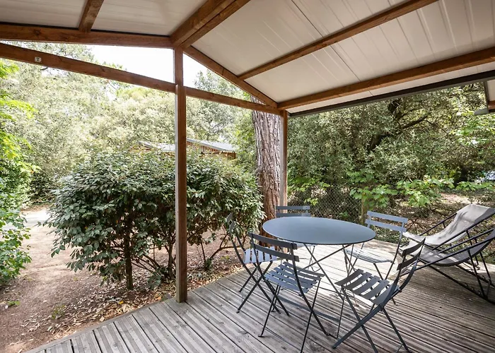 Huttopia De مكان تخييم Sillé-le-Guillaume