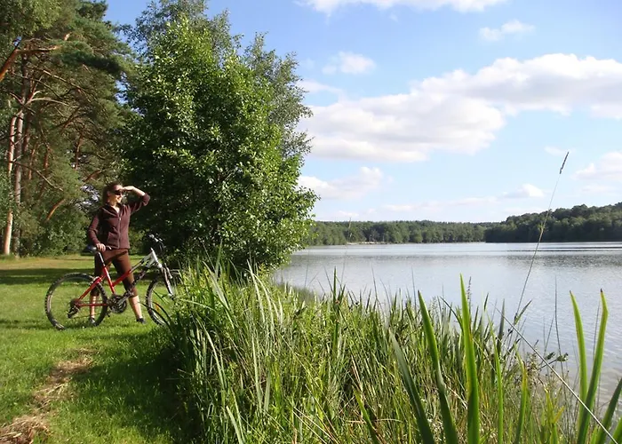 مكان تخييم Huttopia De